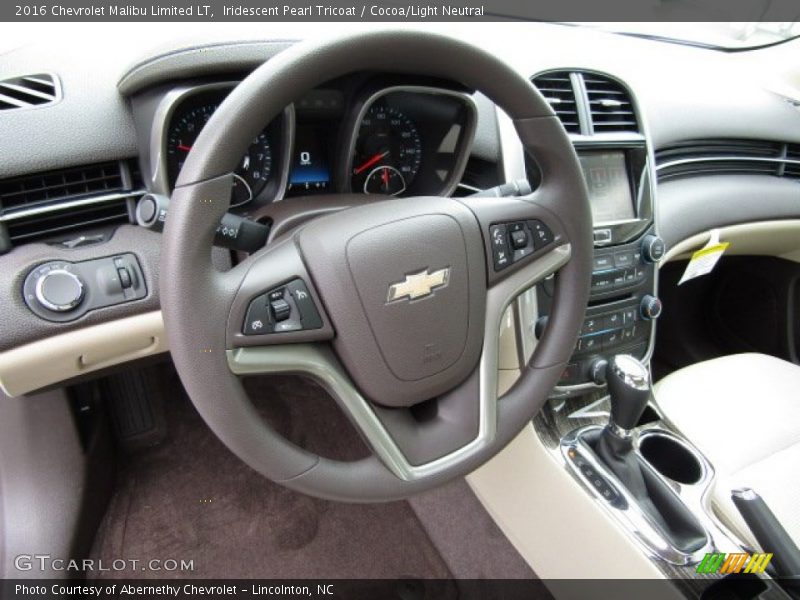 Iridescent Pearl Tricoat / Cocoa/Light Neutral 2016 Chevrolet Malibu Limited LT
