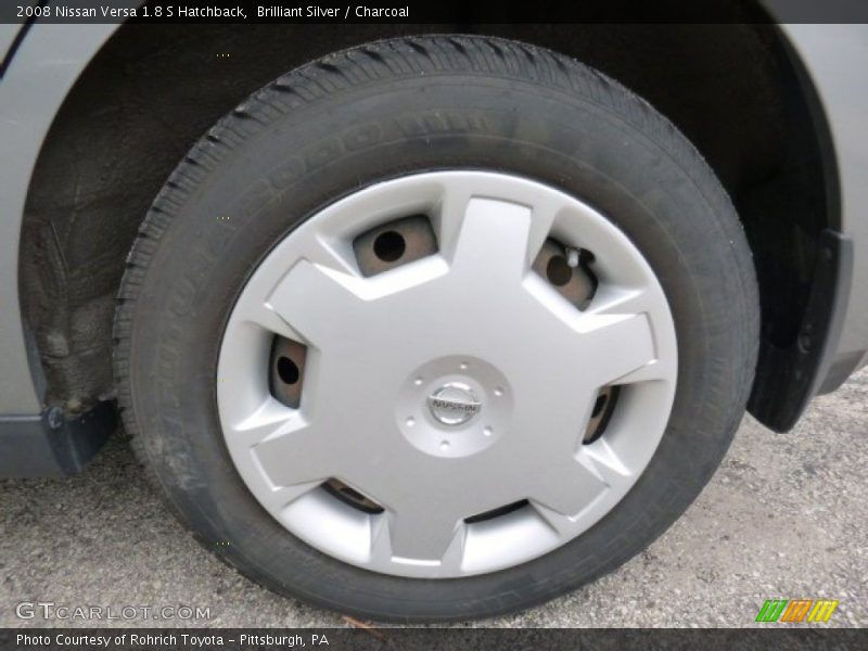 Brilliant Silver / Charcoal 2008 Nissan Versa 1.8 S Hatchback