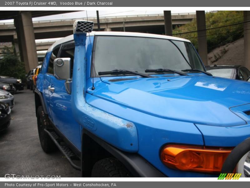 Voodoo Blue / Dark Charcoal 2007 Toyota FJ Cruiser 4WD