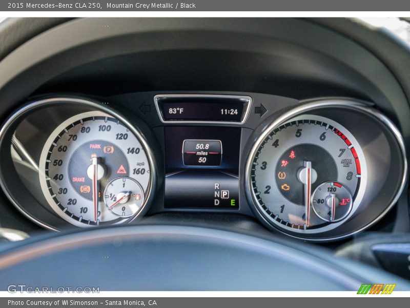 Mountain Grey Metallic / Black 2015 Mercedes-Benz CLA 250