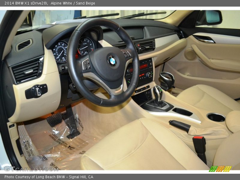 Alpine White / Sand Beige 2014 BMW X1 sDrive28i