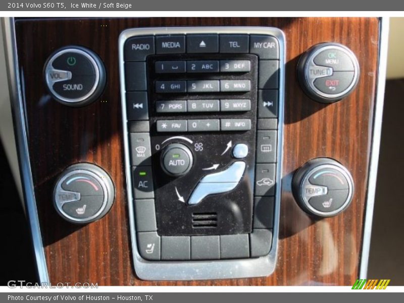 Ice White / Soft Beige 2014 Volvo S60 T5
