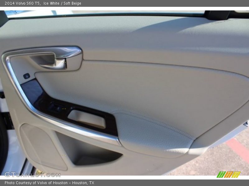 Ice White / Soft Beige 2014 Volvo S60 T5