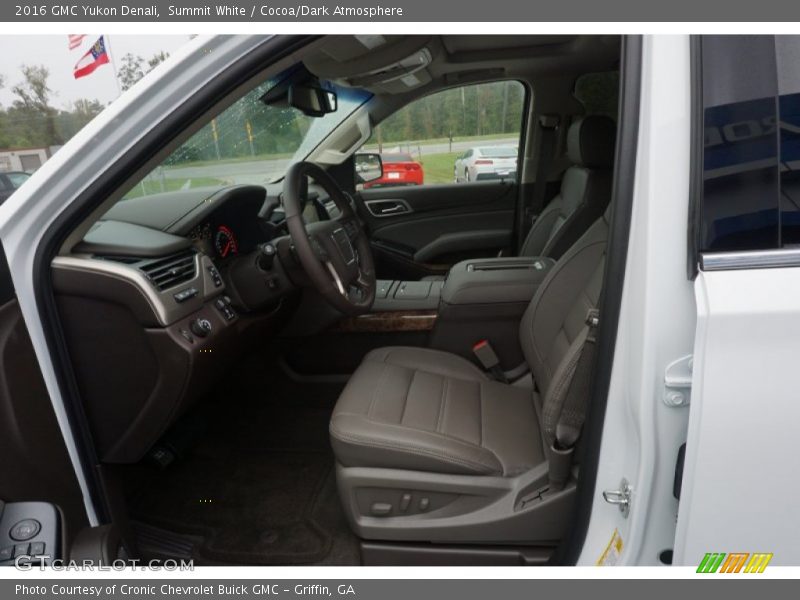 Summit White / Cocoa/Dark Atmosphere 2016 GMC Yukon Denali