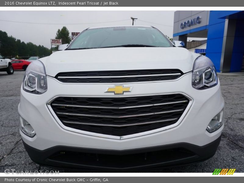 Iridescent Pearl Tricoat / Jet Black 2016 Chevrolet Equinox LTZ