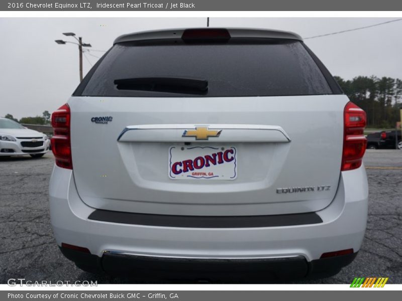 Iridescent Pearl Tricoat / Jet Black 2016 Chevrolet Equinox LTZ