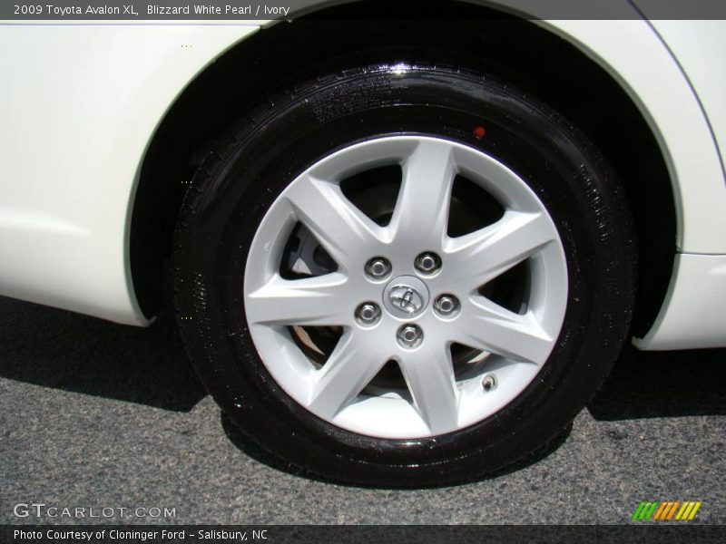 Blizzard White Pearl / Ivory 2009 Toyota Avalon XL