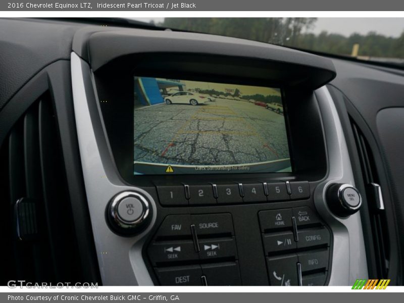 Iridescent Pearl Tricoat / Jet Black 2016 Chevrolet Equinox LTZ