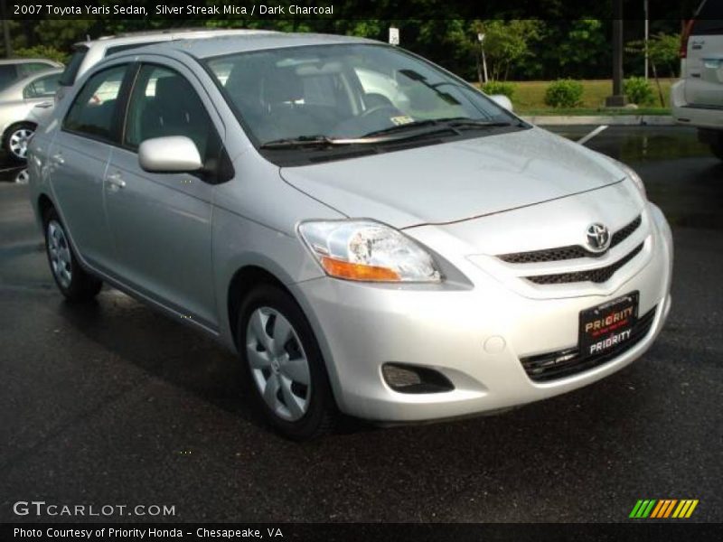 Silver Streak Mica / Dark Charcoal 2007 Toyota Yaris Sedan
