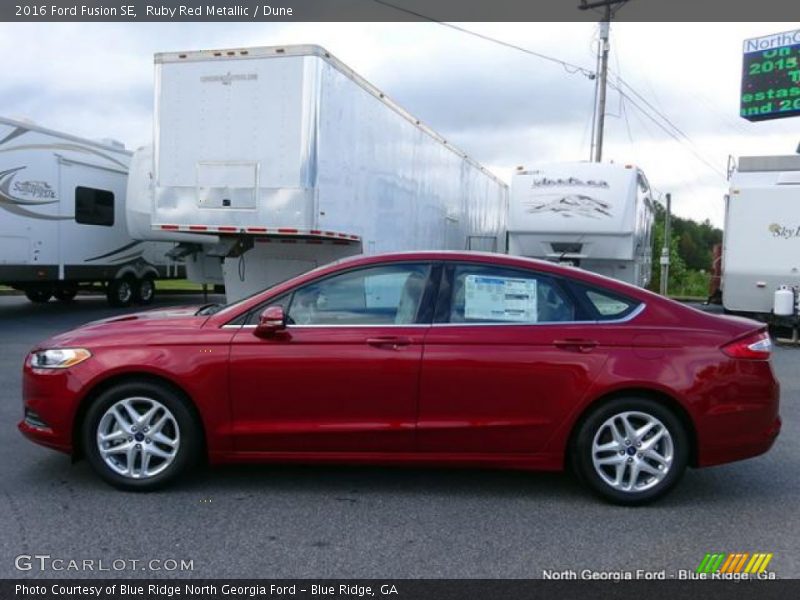 Ruby Red Metallic / Dune 2016 Ford Fusion SE