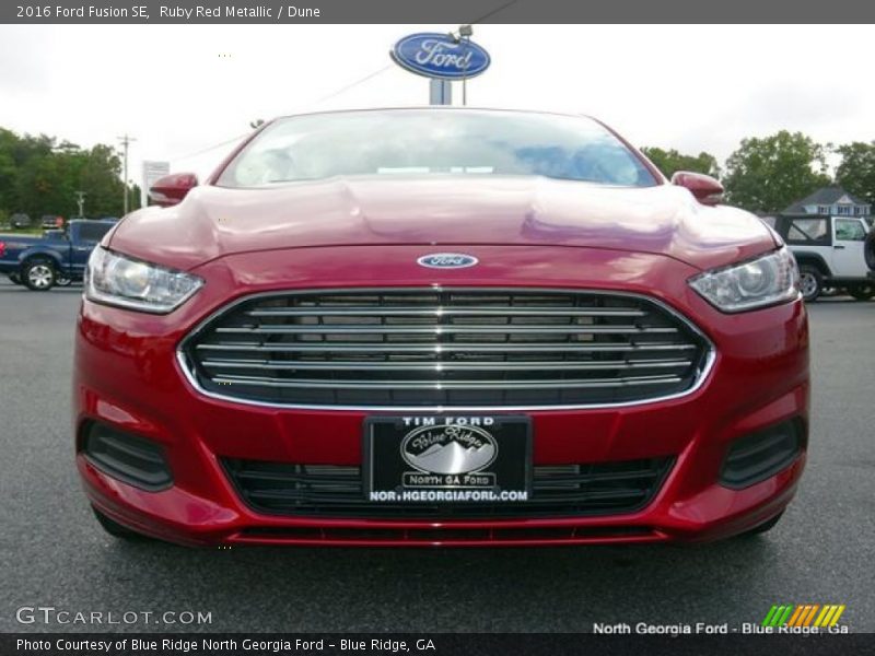 Ruby Red Metallic / Dune 2016 Ford Fusion SE
