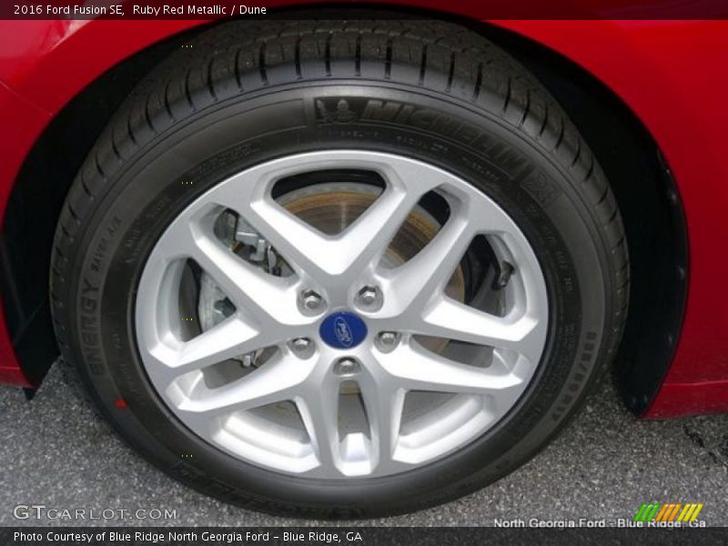 Ruby Red Metallic / Dune 2016 Ford Fusion SE