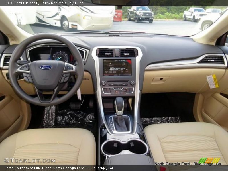Ruby Red Metallic / Dune 2016 Ford Fusion SE