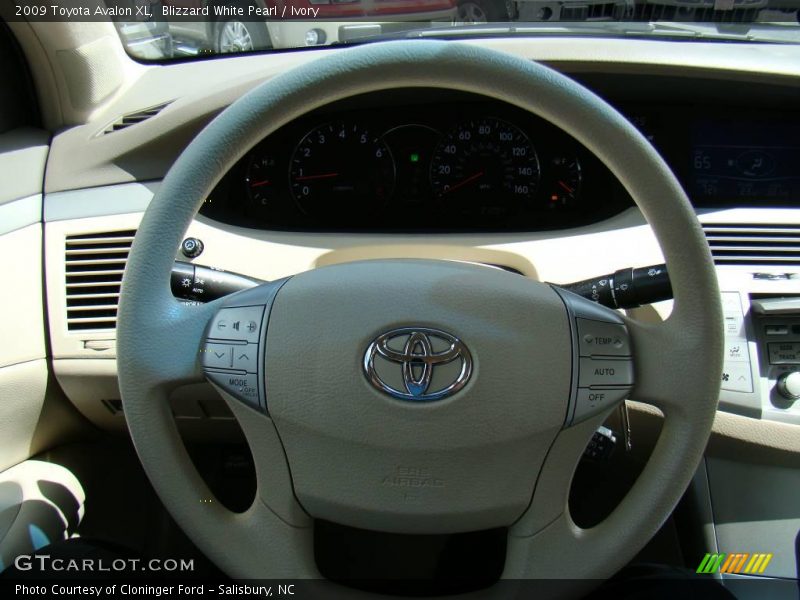 Blizzard White Pearl / Ivory 2009 Toyota Avalon XL