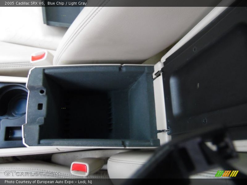 Blue Chip / Light Gray 2005 Cadillac SRX V6