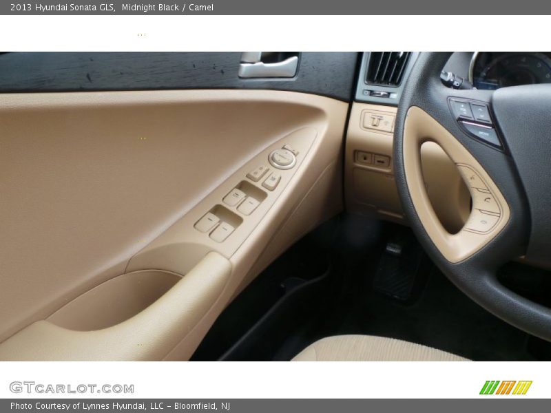 Midnight Black / Camel 2013 Hyundai Sonata GLS