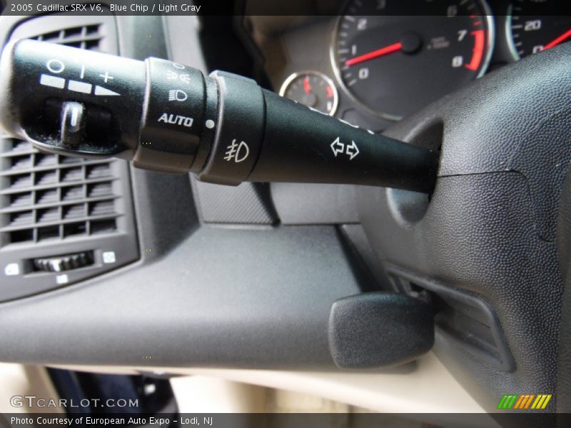 Blue Chip / Light Gray 2005 Cadillac SRX V6