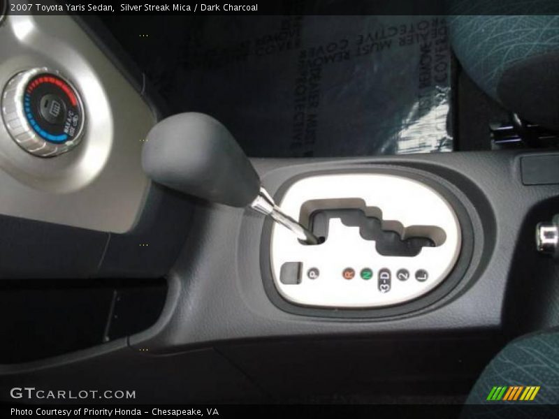 Silver Streak Mica / Dark Charcoal 2007 Toyota Yaris Sedan