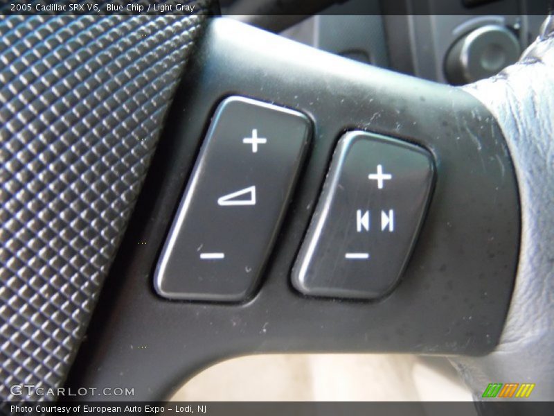 Blue Chip / Light Gray 2005 Cadillac SRX V6