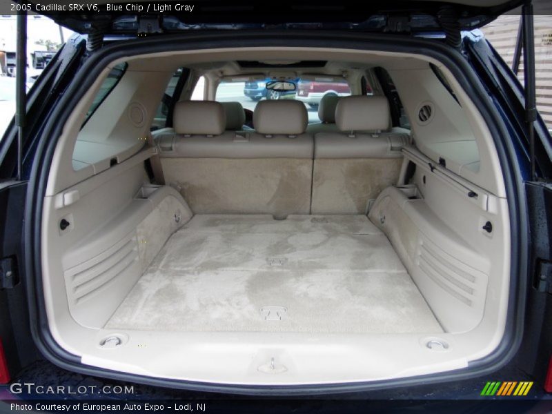 Blue Chip / Light Gray 2005 Cadillac SRX V6