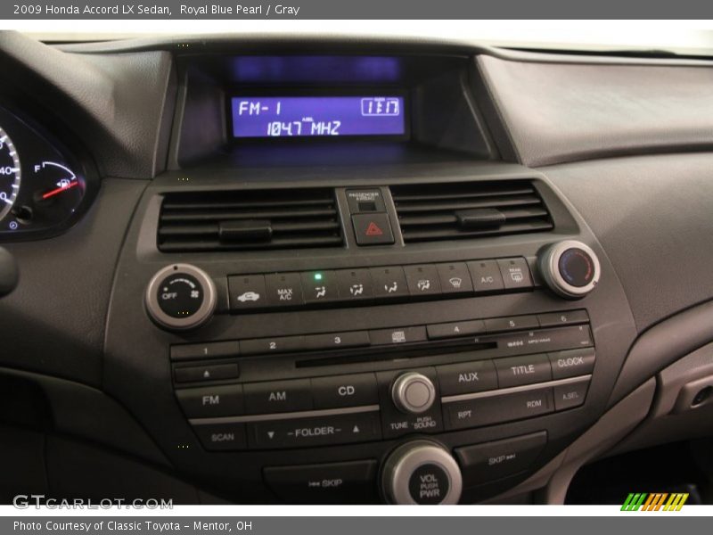 Controls of 2009 Accord LX Sedan