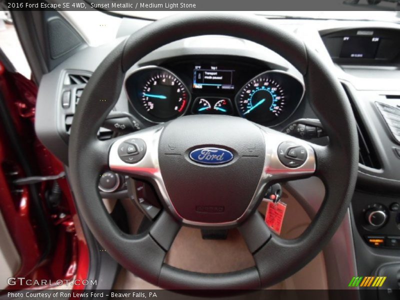  2016 Escape SE 4WD Steering Wheel