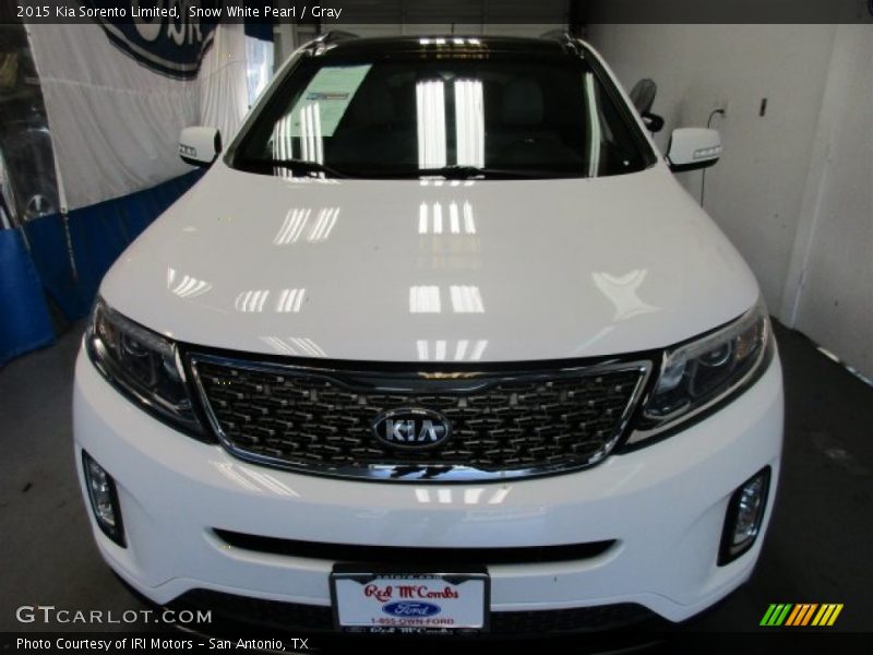 Snow White Pearl / Gray 2015 Kia Sorento Limited