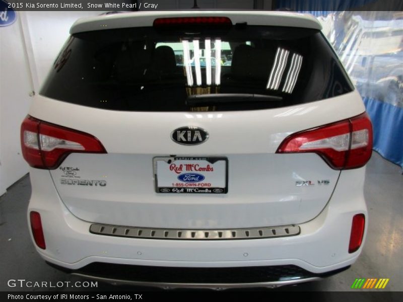 Snow White Pearl / Gray 2015 Kia Sorento Limited