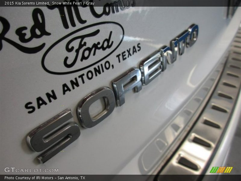 Snow White Pearl / Gray 2015 Kia Sorento Limited