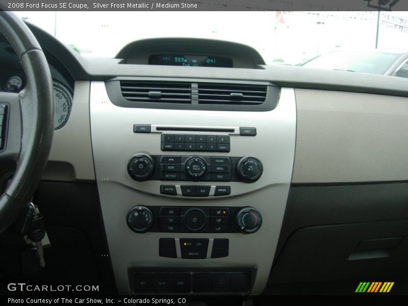 Silver Frost Metallic / Medium Stone 2008 Ford Focus SE Coupe