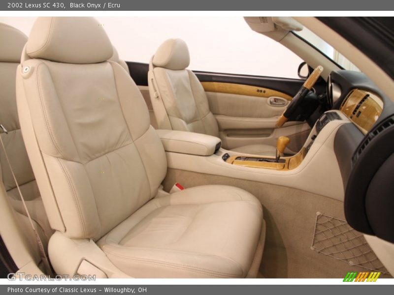 Black Onyx / Ecru 2002 Lexus SC 430