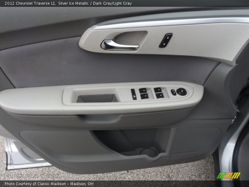 Silver Ice Metallic / Dark Gray/Light Gray 2012 Chevrolet Traverse LS