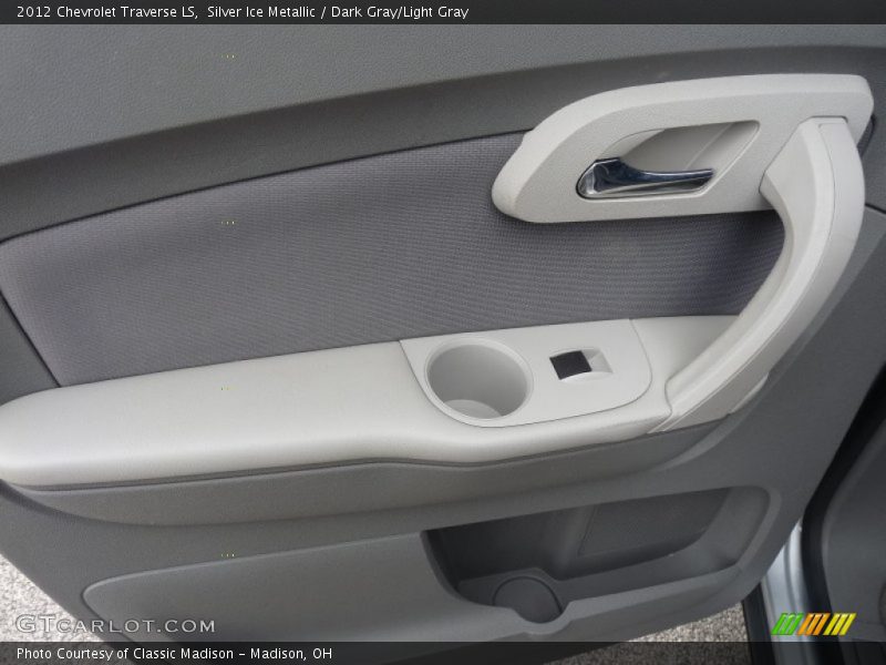 Silver Ice Metallic / Dark Gray/Light Gray 2012 Chevrolet Traverse LS