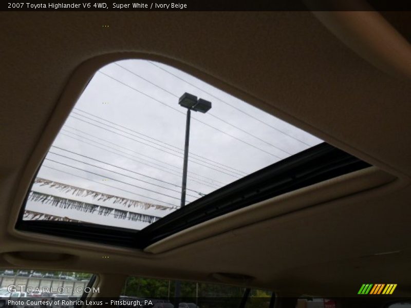 Super White / Ivory Beige 2007 Toyota Highlander V6 4WD