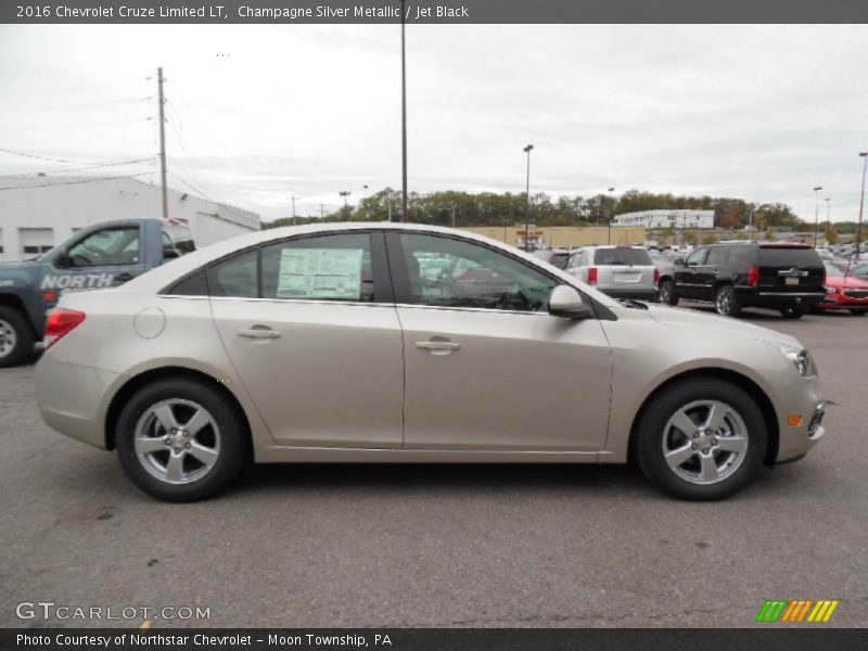 Champagne Silver Metallic / Jet Black 2016 Chevrolet Cruze Limited LT