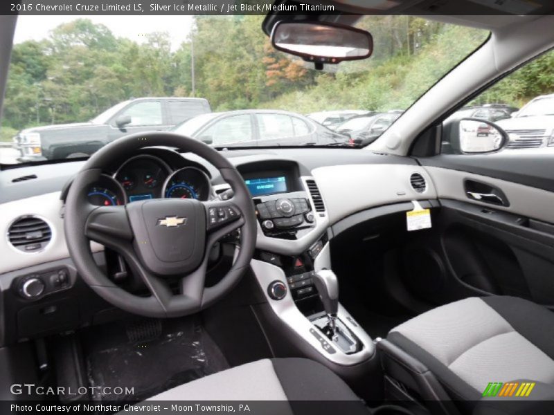 Silver Ice Metallic / Jet Black/Medium Titanium 2016 Chevrolet Cruze Limited LS