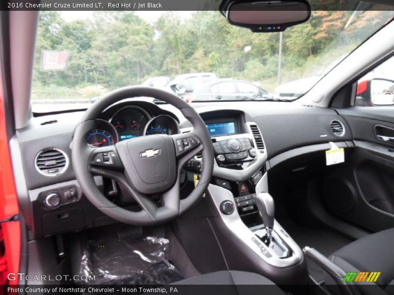 Red Hot / Jet Black 2016 Chevrolet Cruze Limited LT