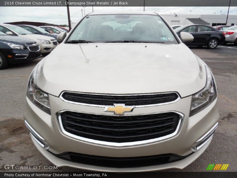 Champagne Silver Metallic / Jet Black 2016 Chevrolet Cruze Limited LT