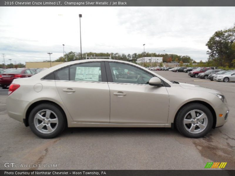 Champagne Silver Metallic / Jet Black 2016 Chevrolet Cruze Limited LT