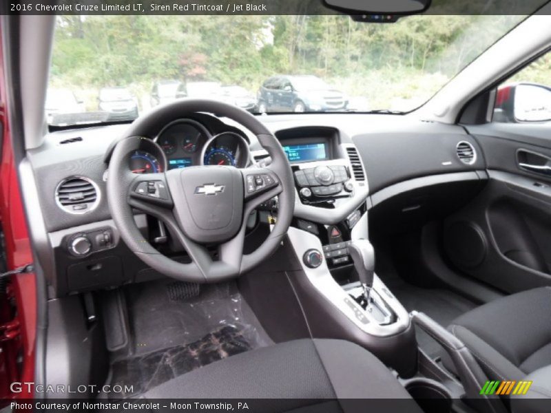 Siren Red Tintcoat / Jet Black 2016 Chevrolet Cruze Limited LT