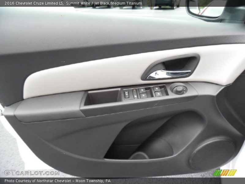 Summit White / Jet Black/Medium Titanium 2016 Chevrolet Cruze Limited LS