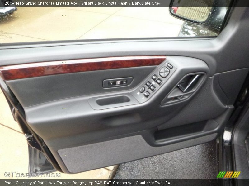 Brillant Black Crystal Pearl / Dark Slate Gray 2004 Jeep Grand Cherokee Limited 4x4