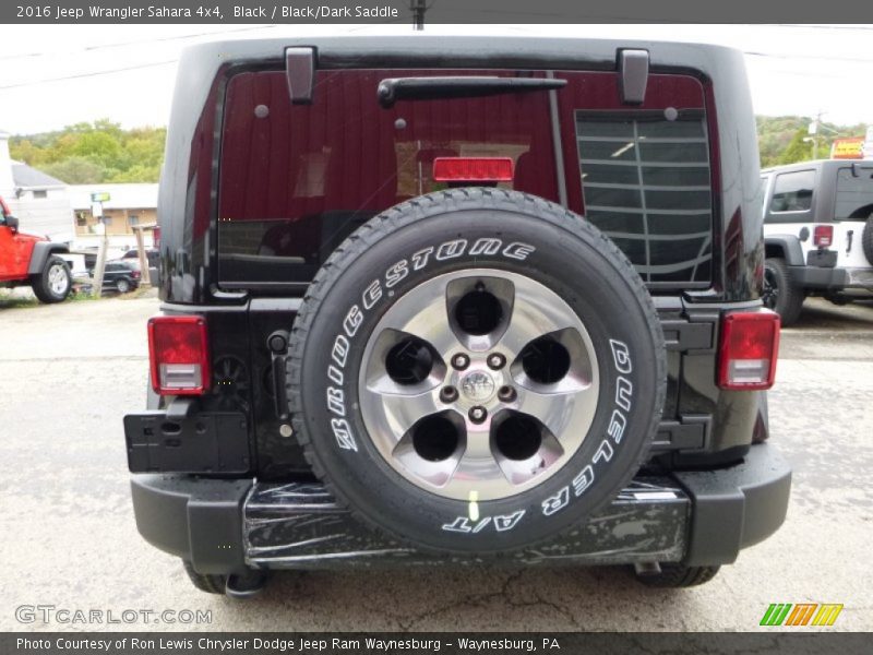 Black / Black/Dark Saddle 2016 Jeep Wrangler Sahara 4x4
