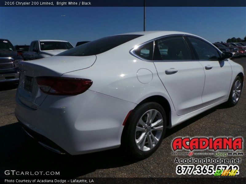 Bright White / Black 2016 Chrysler 200 Limited