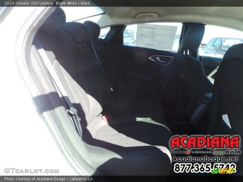 Bright White / Black 2016 Chrysler 200 Limited