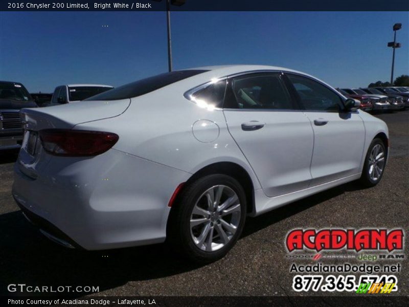 Bright White / Black 2016 Chrysler 200 Limited