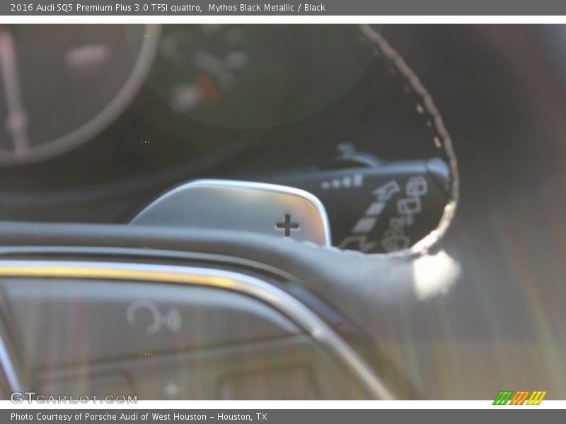 Mythos Black Metallic / Black 2016 Audi SQ5 Premium Plus 3.0 TFSI quattro