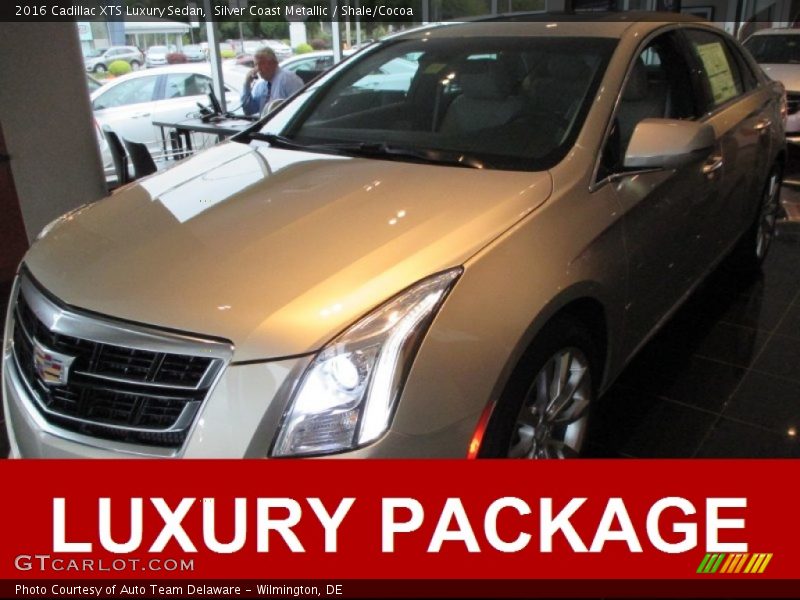 Silver Coast Metallic / Shale/Cocoa 2016 Cadillac XTS Luxury Sedan