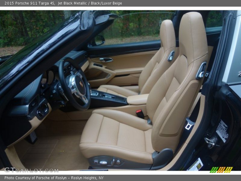 Front Seat of 2015 911 Targa 4S