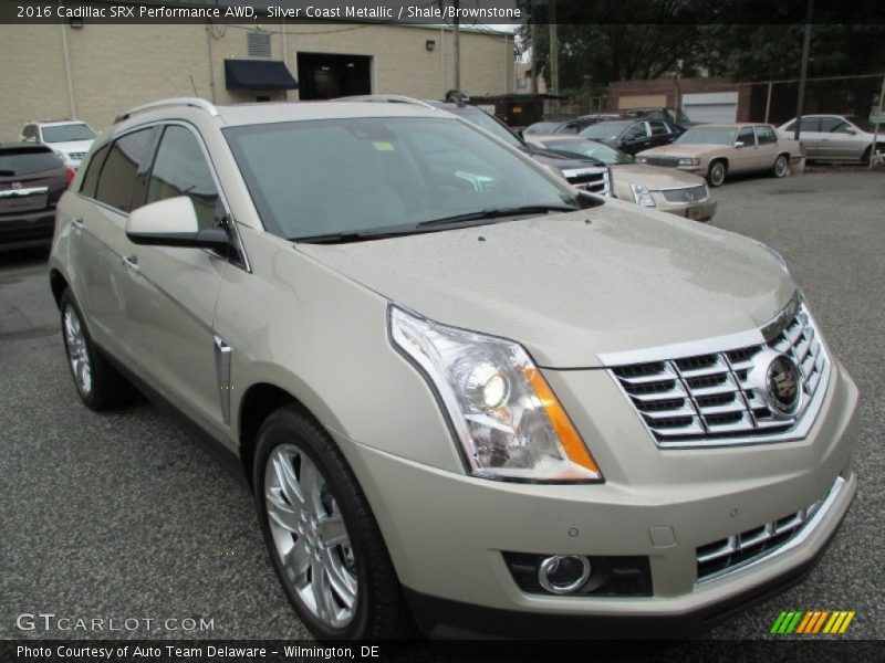 Front 3/4 View of 2016 SRX Performance AWD